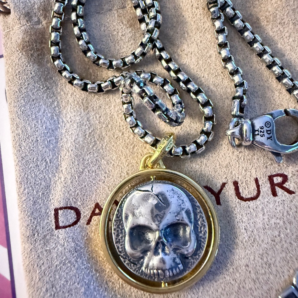 David Yurman skull 14k w 22” chain authentic w dustbag